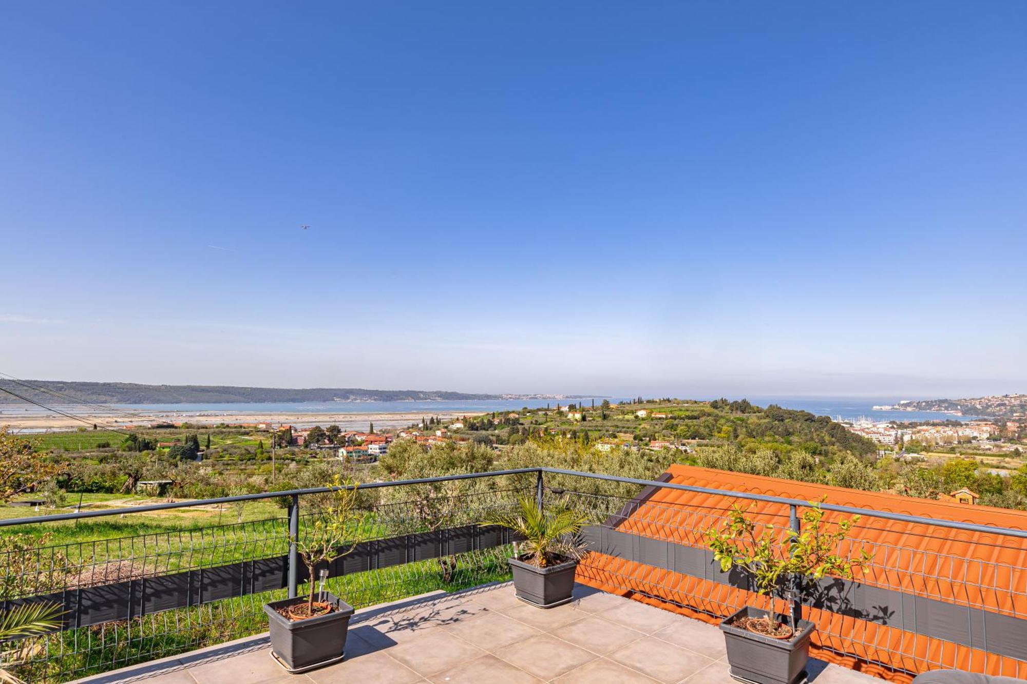 Larabella Salt Fields View Studio Порторож Екстериор снимка