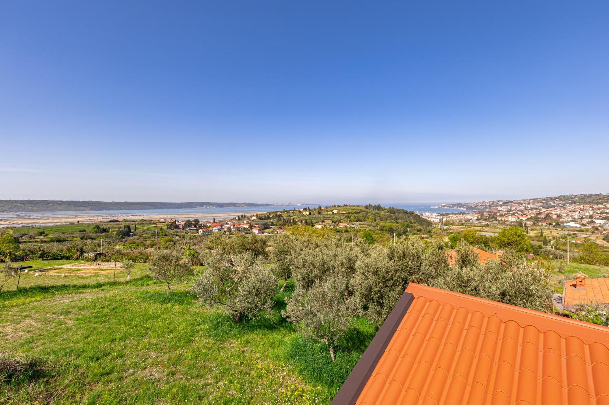 Larabella Salt Fields View Studio Порторож Екстериор снимка